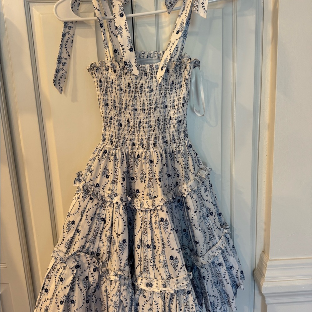 Hill House smocked Floral Tie-Shoulder Dress - Blue & White